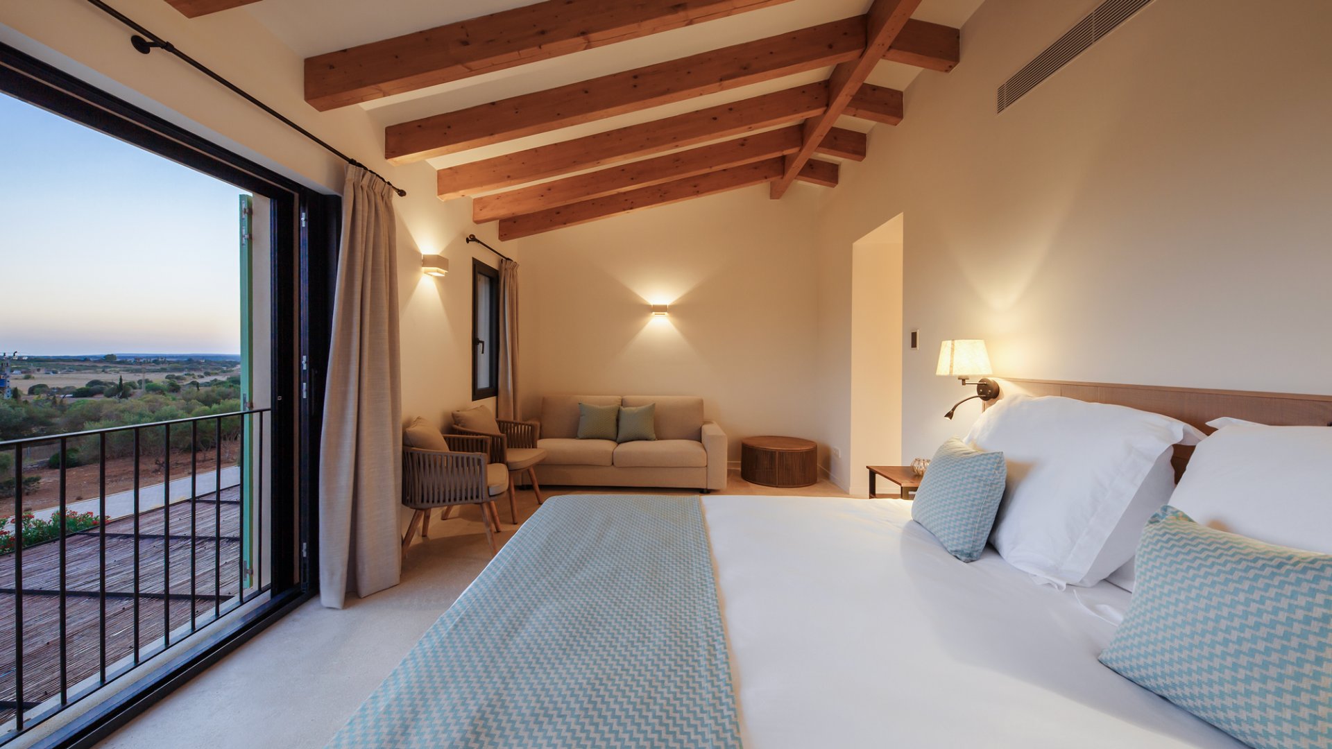 Finca i Ses Salines, Mallorca, Spanien 6 sovrum, 543 kvm. Nr. 130983