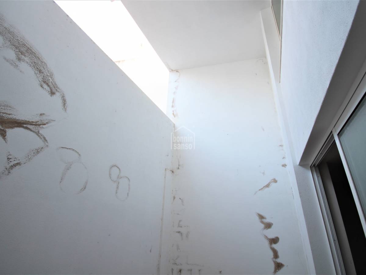 Commercial property in Ciutadella De Menorca, Menorca, Spain 163 sq.m. No. 128002