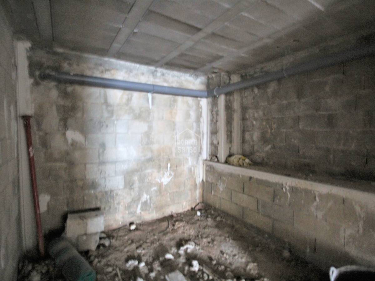 Commercial property in Ciutadella De Menorca, Menorca, Spain 163 sq.m. No. 128002