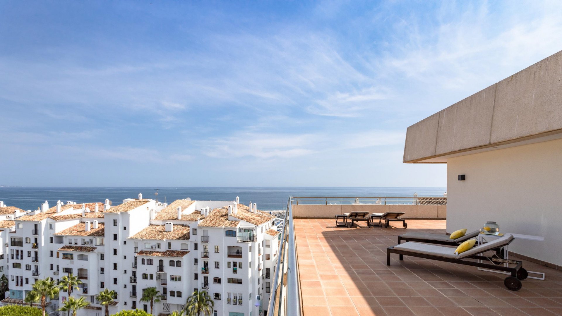 Penthouse à Marbella, Malaga, Espagne 3 chambres, 296 m2 No. 127617