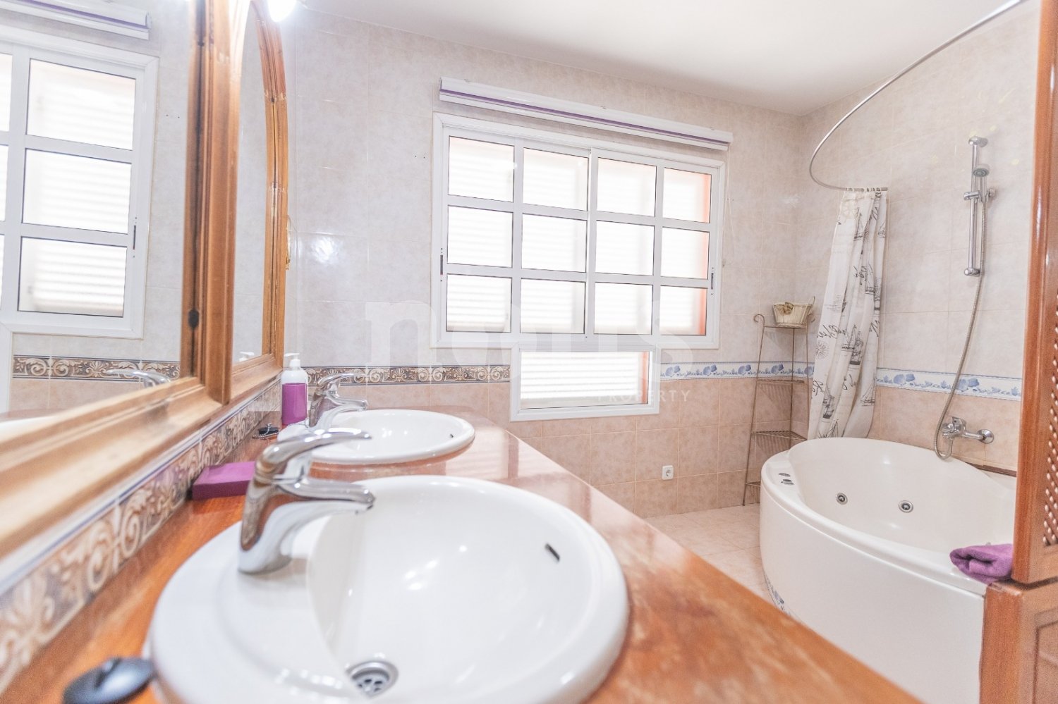 Villa à Adeje, Tenerife, Espagne 3 chambres, 212 m2 No. 127611
