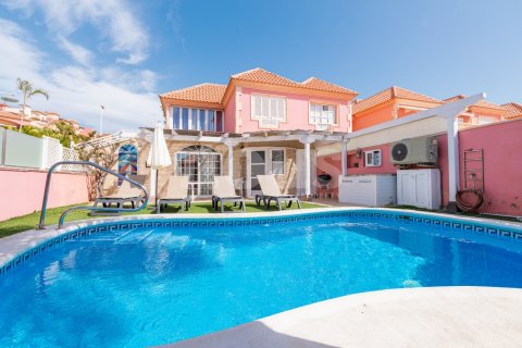 Huvila Adeje, Tenerife, Espanja 3 makuuhuonetta, 212 m2 No. 127611