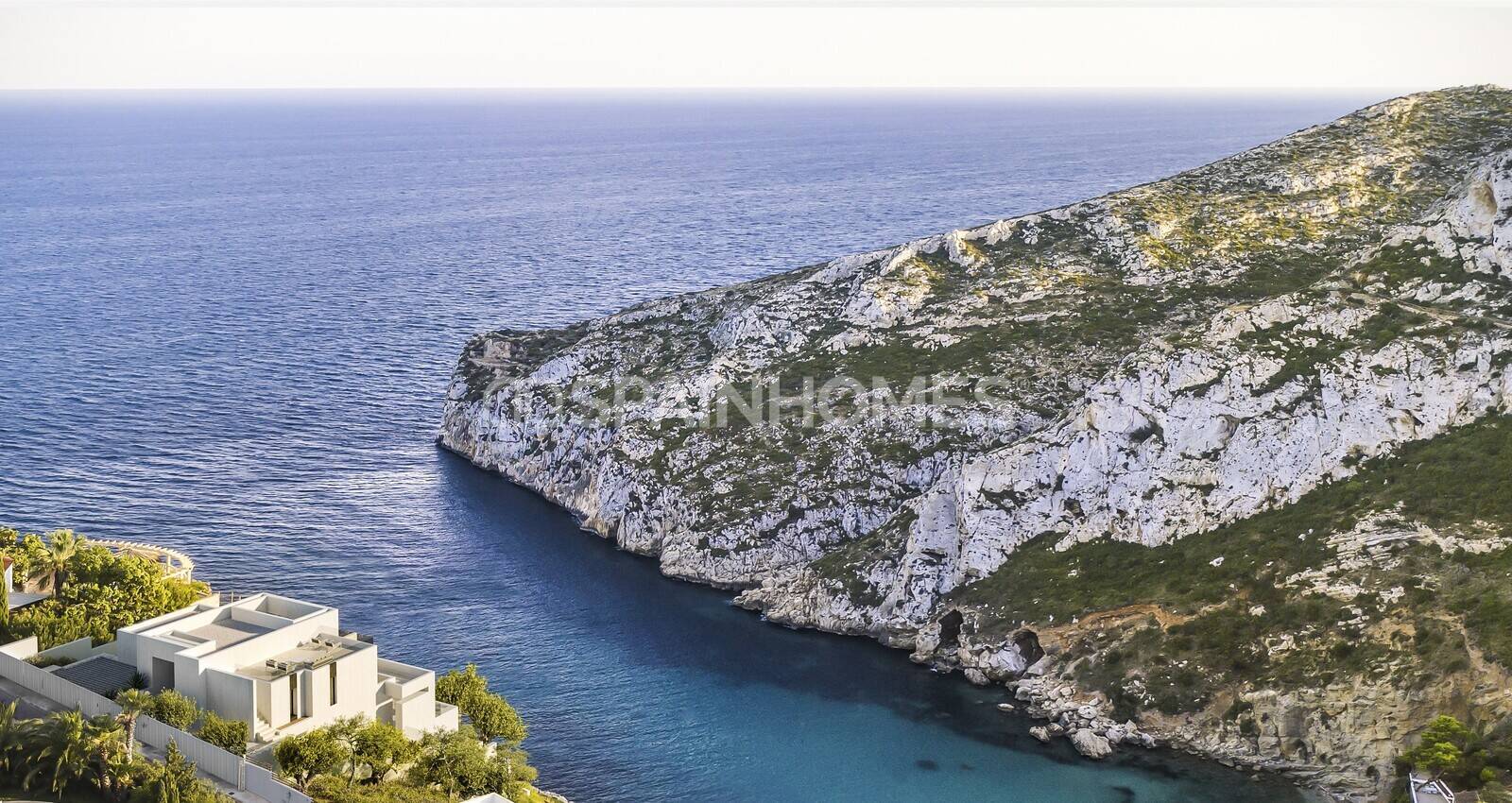 Villa in Javea, Alicante, Spain 5 bedrooms, 460 sq.m. No. 121310