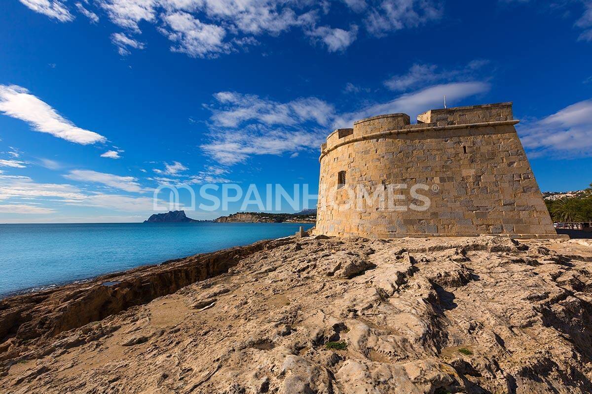 Villa in Javea, Alicante, Spain 5 bedrooms, 460 sq.m. No. 121310
