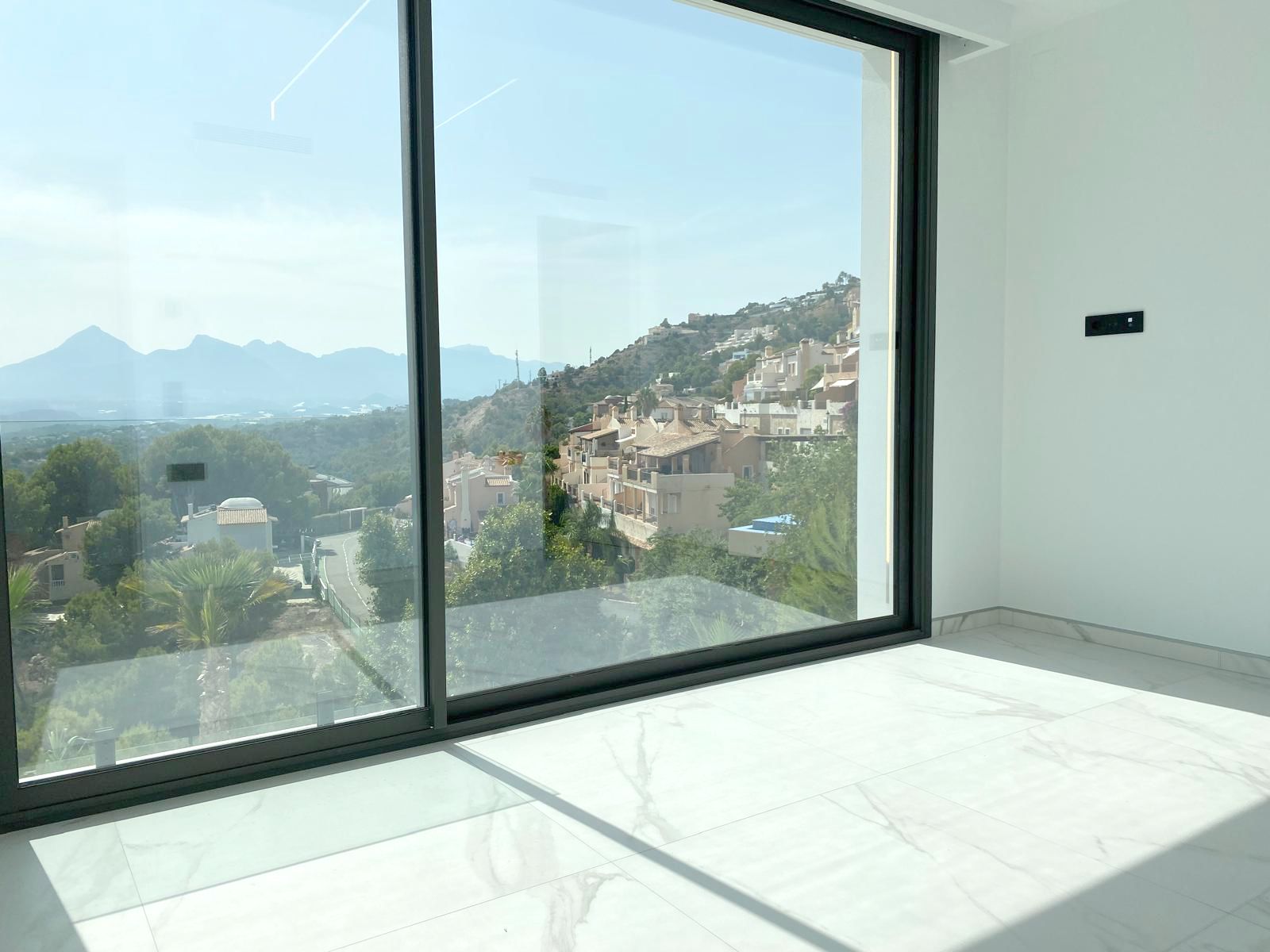 Villa in Altea, Alicante, Spanien 5 Schlafzimmer, 560 m2 Nr. 130466
