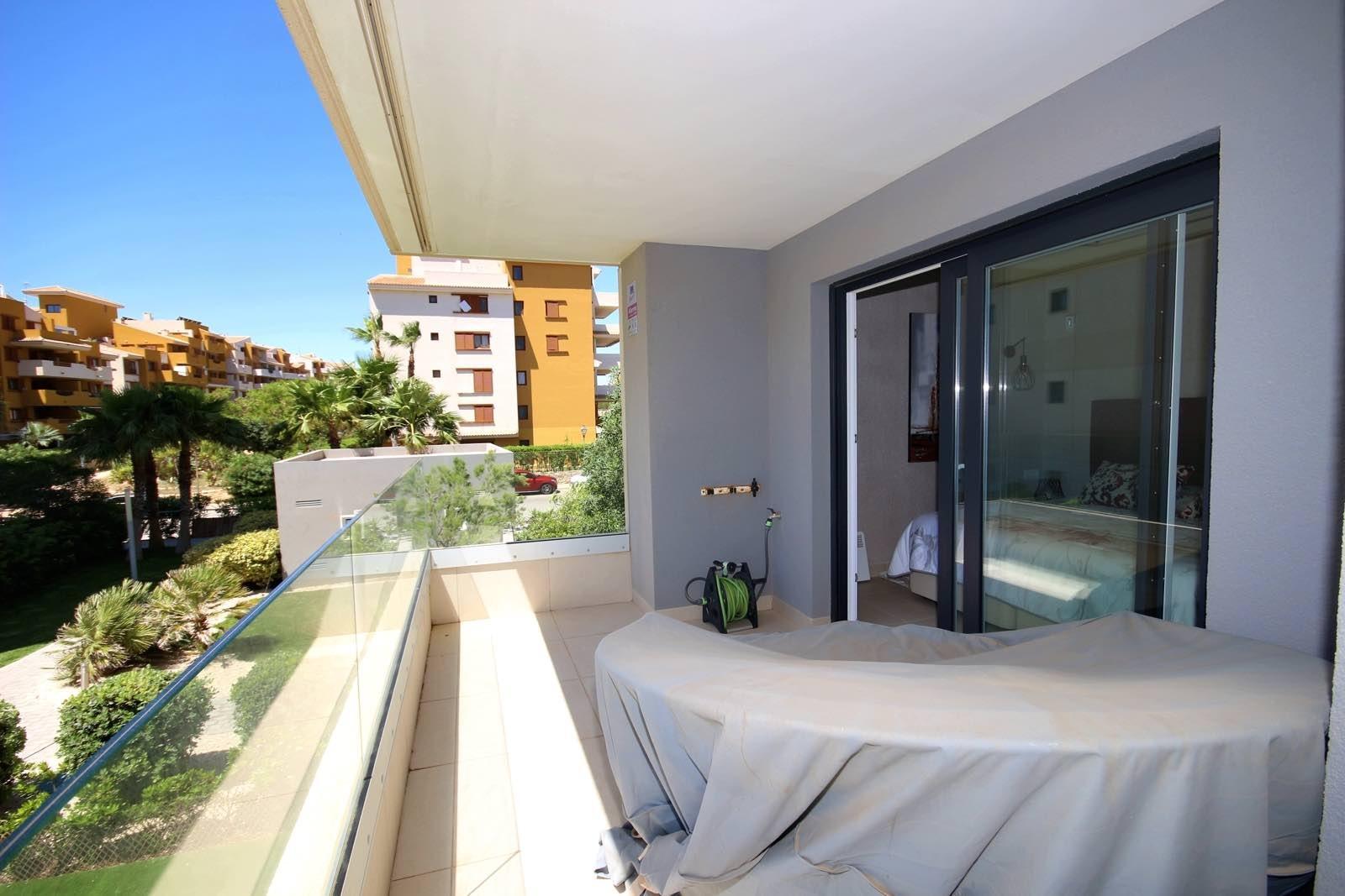 Apartamento en Punta Prima, Alicante, España 3 dormitorios, 154 m2 No. 128680