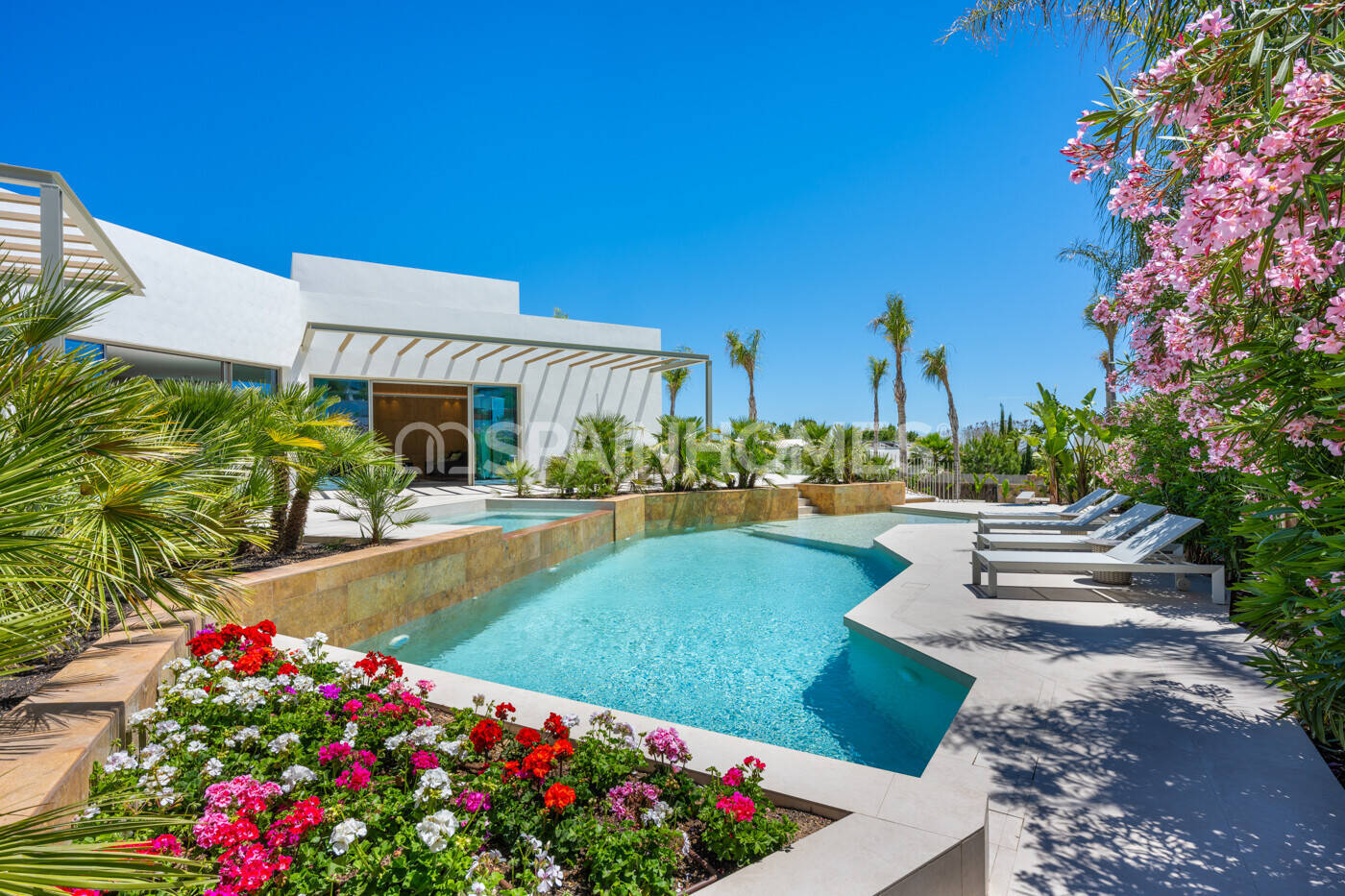 Villa in San Miguel de Salinas, Alicante, Spain 3 bedrooms, 189 sq.m. No. 131154