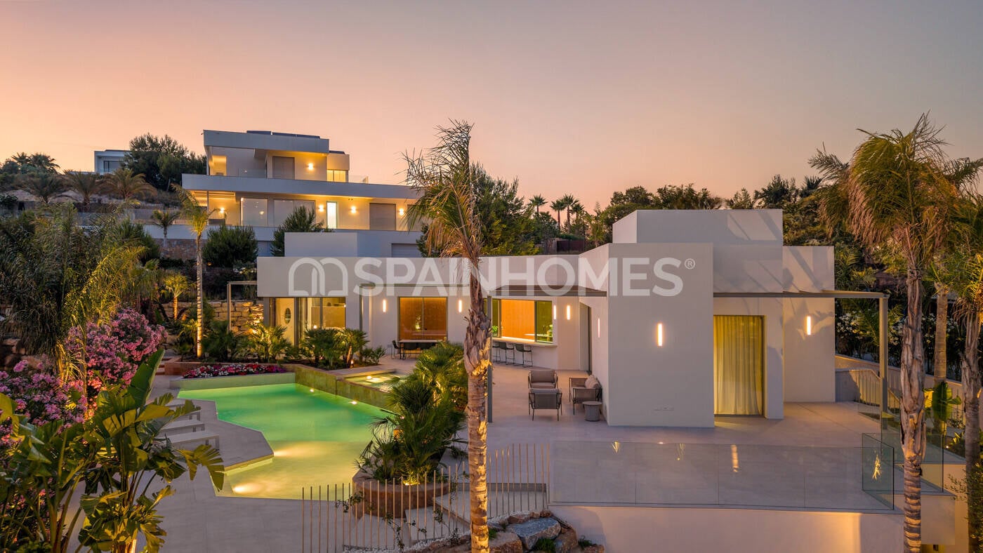 Villa in San Miguel de Salinas, Alicante, Spain 3 bedrooms, 189 sq.m. No. 131154