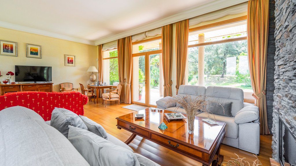 Villa i Ciudalcampo, Madrid, Spanien 5 sovrum, 671 kvm. Nr. 122205