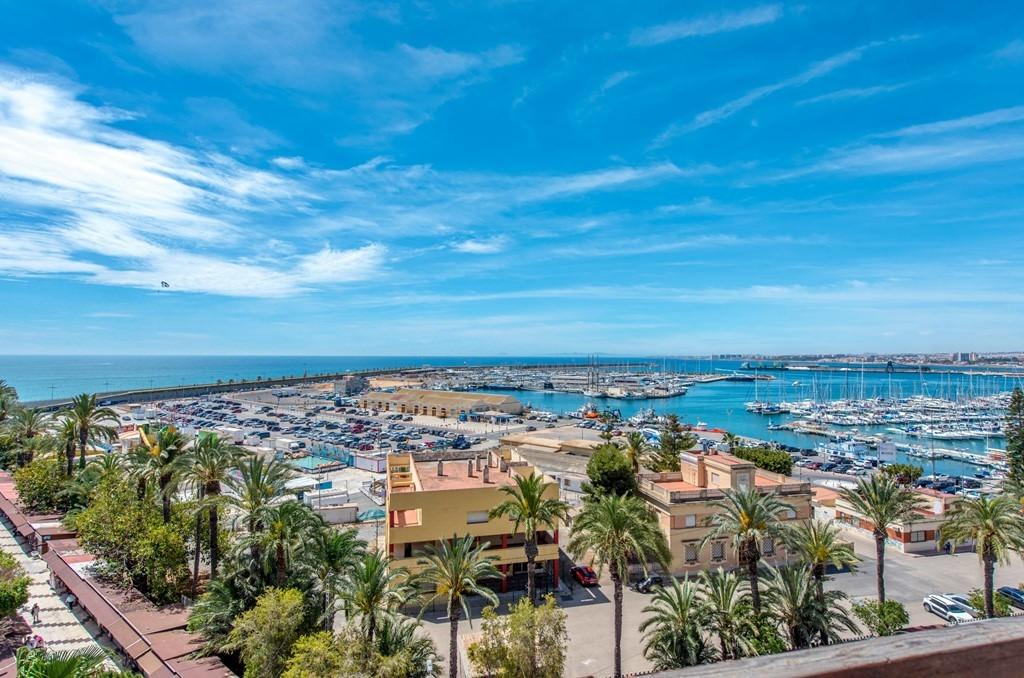 Villa in Torreblanca, Castellon, Spain 2 bedrooms, 65 sq.m. No. 130604