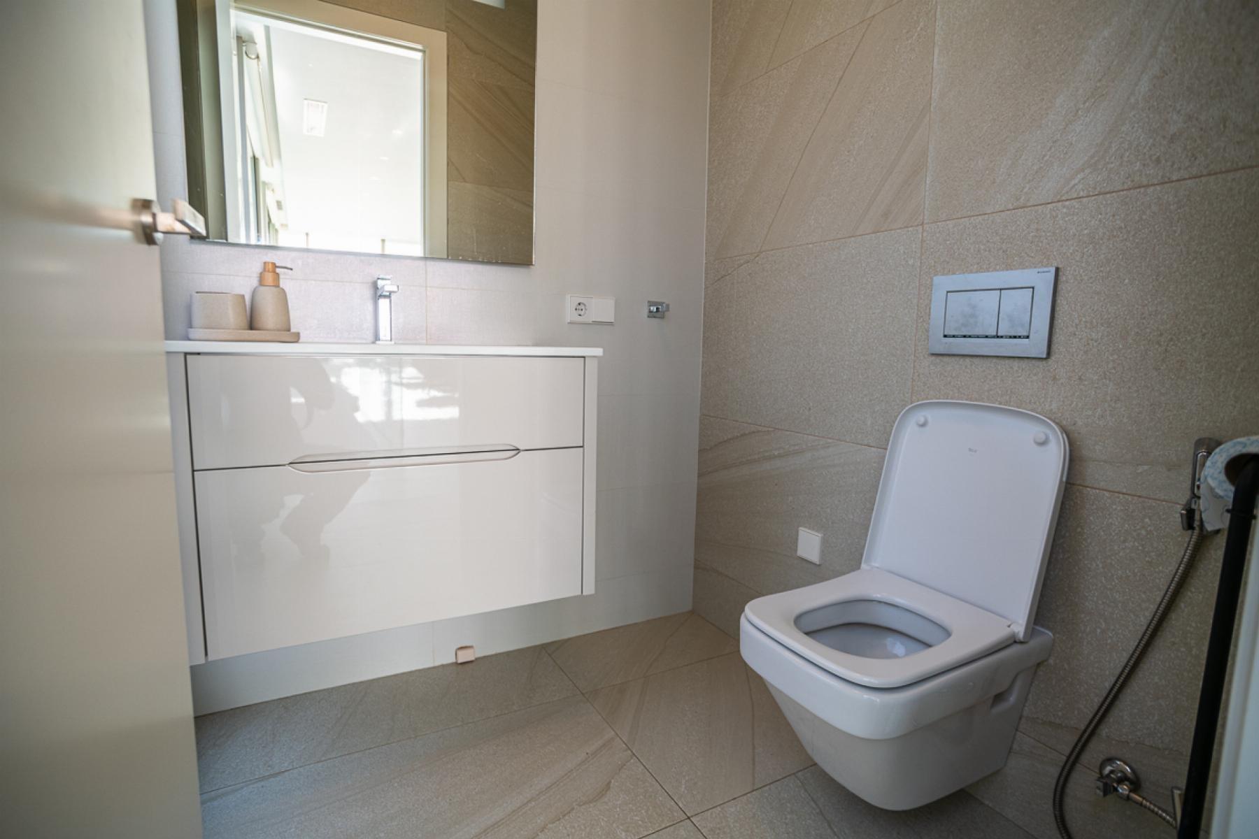 Huvila Orihuela, Alicante, Espanja 4 makuuhuonetta, 250 m2 No. 128616