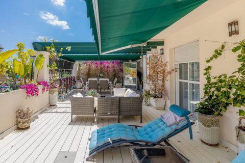 Apartment in Marbella, Malaga, Spain 2 bedrooms, 151.15 sq.m. No. 124725
