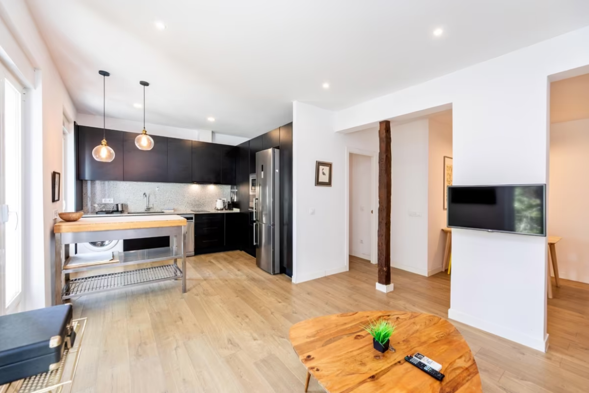 Huoneisto Madrid, Almeria, Espanja 2 makuuhuonetta, 102 m2 No. 130352
