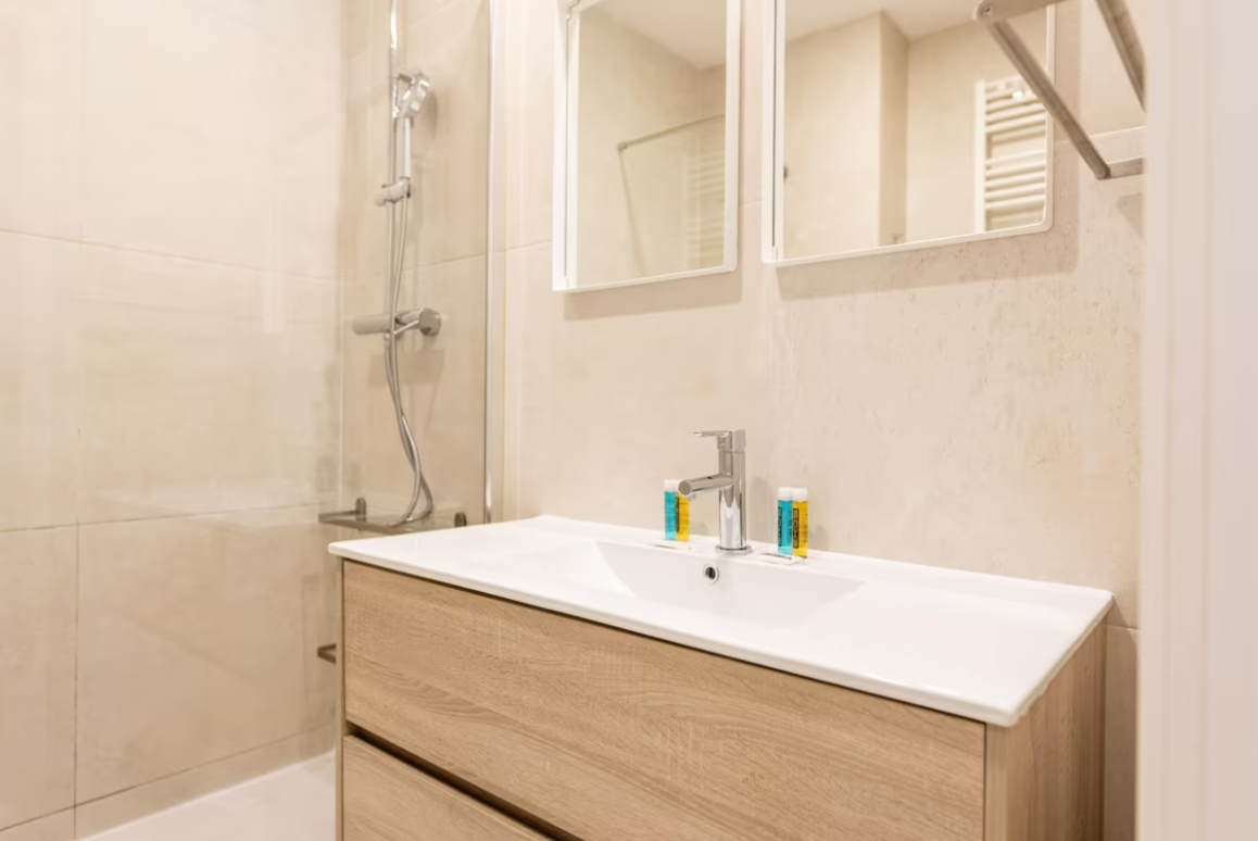 Huoneisto Madrid, Almeria, Espanja 2 makuuhuonetta, 102 m2 No. 130352