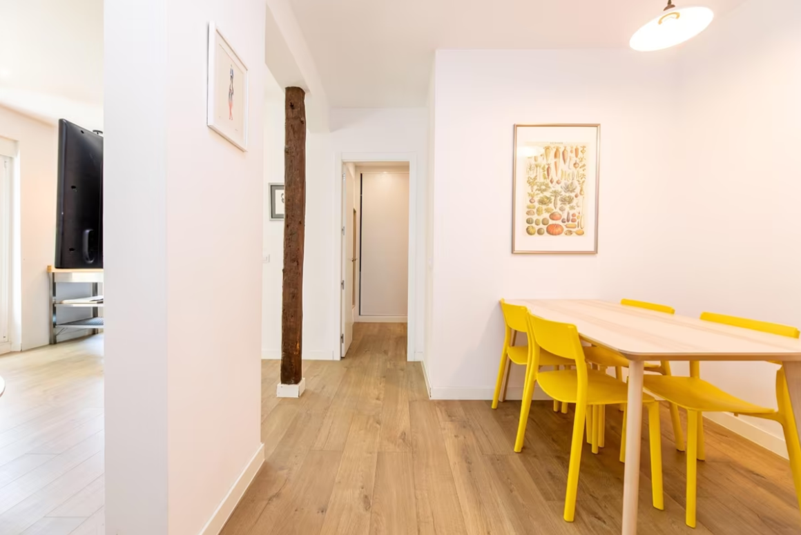 Huoneisto Madrid, Almeria, Espanja 2 makuuhuonetta, 102 m2 No. 130352