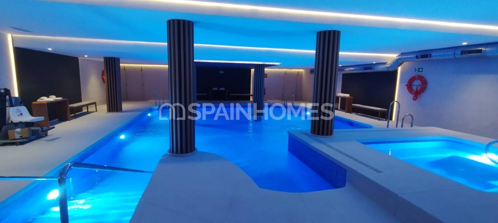 Villa à Estepona, Malaga, Espagne 3 chambres, 147 m2 No. 122482