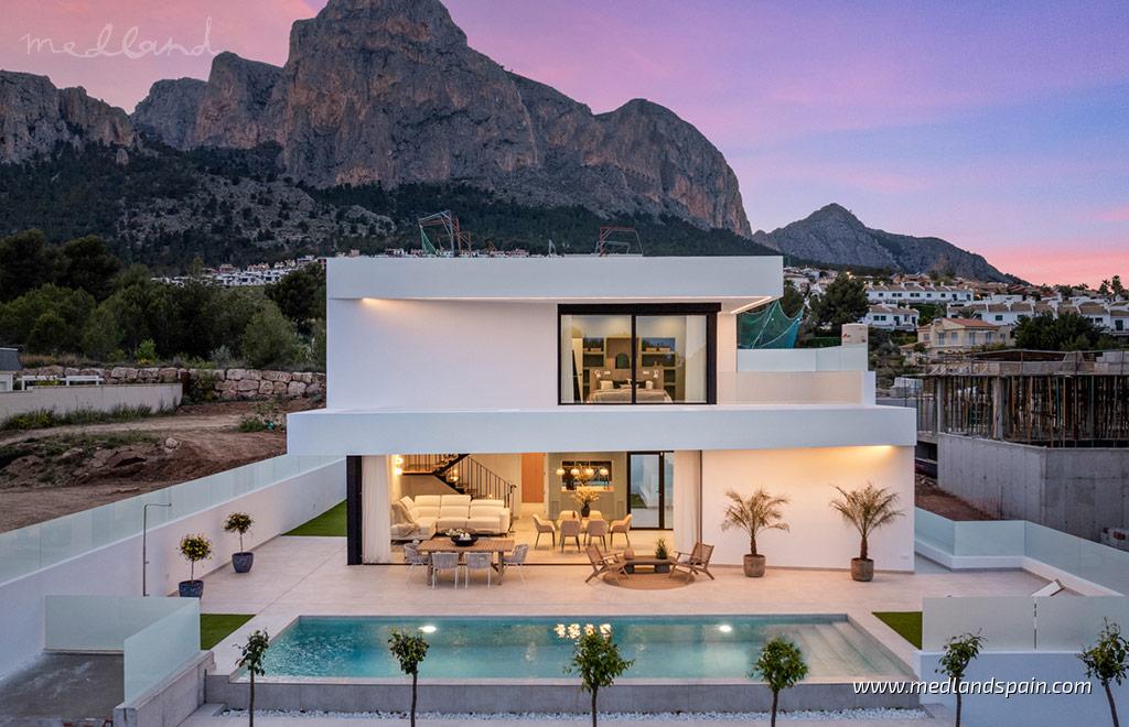 Huvila La Nucia, Alicante, Espanja 4 makuuhuonetta, 306 m2 No. 129938