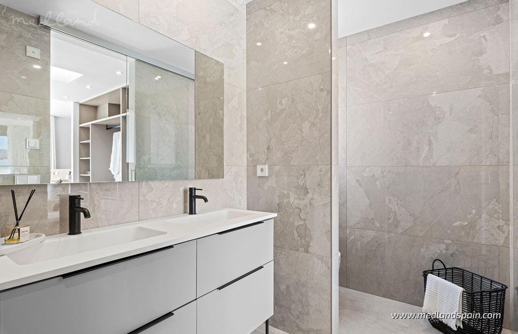 Huvila La Nucia, Alicante, Espanja 4 makuuhuonetta, 306 m2 No. 129938