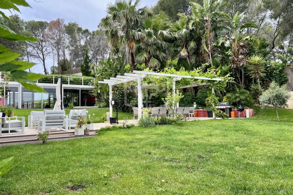 Villa in Sitges, Barcelona, Spanien 4 Schlafzimmer, 545 m2 Nr. 128020