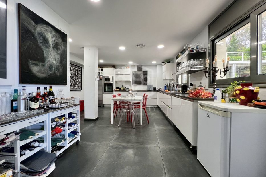 Villa in Sitges, Barcelona, Spanien 4 Schlafzimmer, 545 m2 Nr. 128020