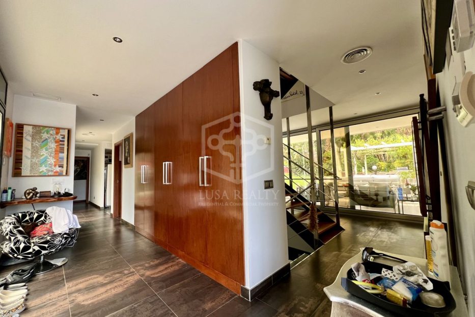 Villa in Sitges, Barcelona, Spanien 4 Schlafzimmer, 545 m2 Nr. 128020