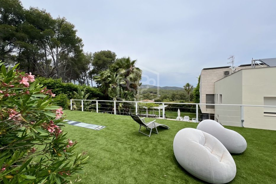 Villa in Sitges, Barcelona, Spanien 4 Schlafzimmer, 545 m2 Nr. 128020
