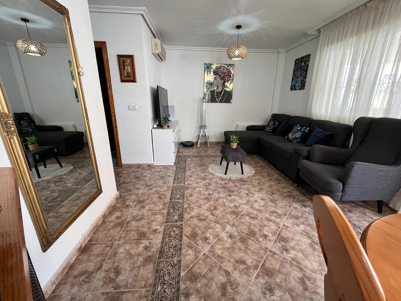 Radhus i Torrevieja, Alicante, Spanien 3 sovrum, 135 kvm. Nr. 125775