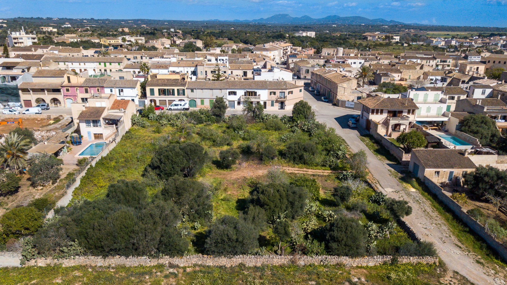 Parcela en Ses Salines, Mallorca, España 2490 m2 No. 36745
