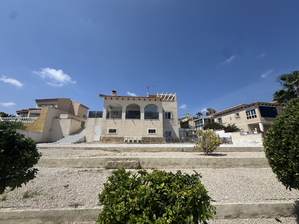 Huvila San Miguel de Salinas, Alicante, Espanja 5 makuuhuonetta, 163 m2 No. 125664