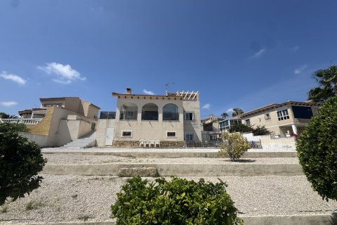 Villa in San Miguel de Salinas, Alicante, Spain 5 bedrooms, 163 sq.m. No. 125664