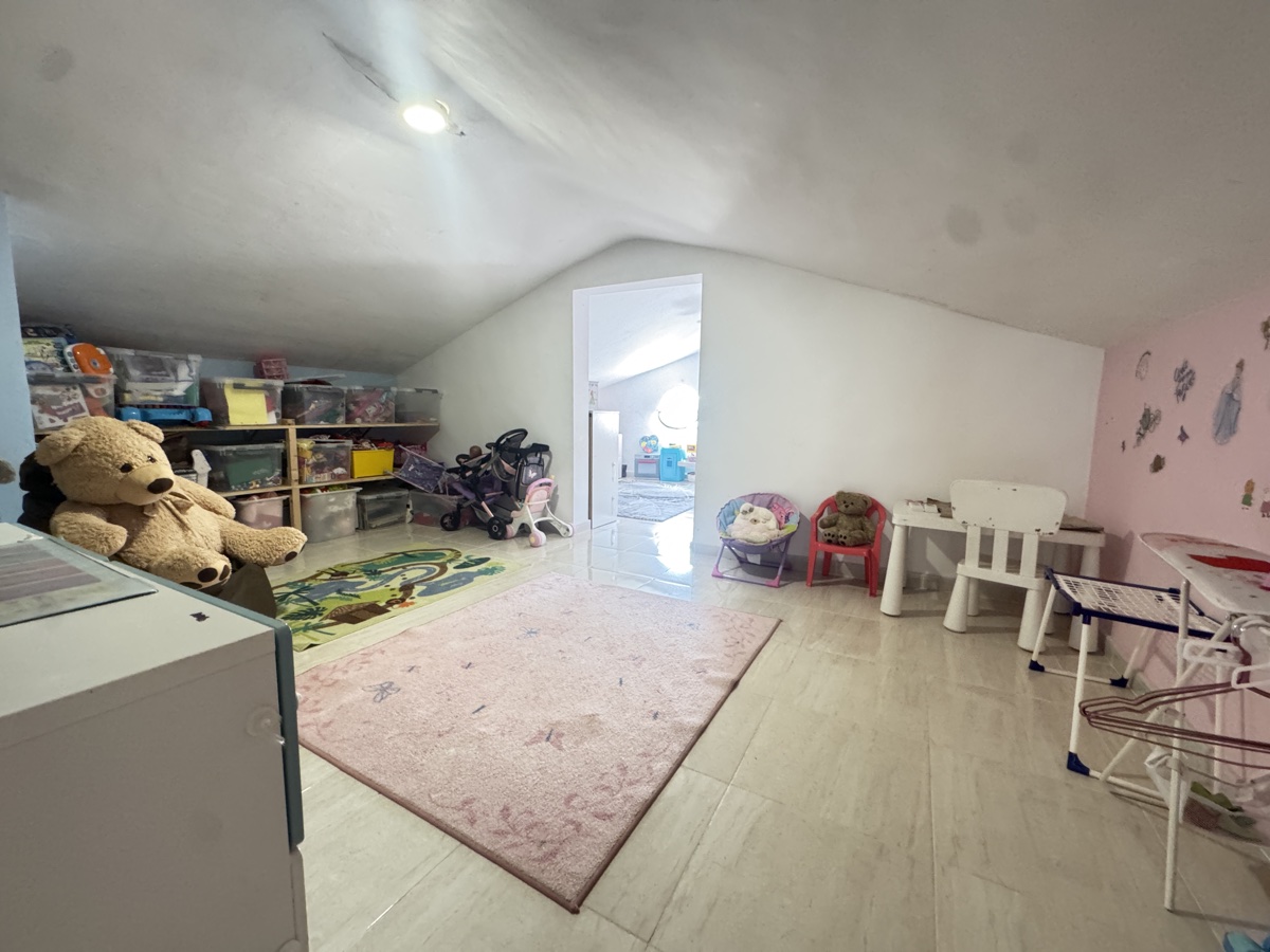 Huvila San Miguel de Salinas, Alicante, Espanja 5 makuuhuonetta, 163 m2 No. 125664