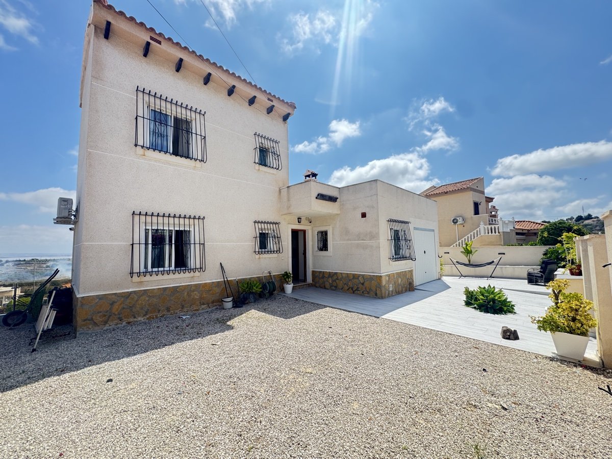 Huvila San Miguel de Salinas, Alicante, Espanja 5 makuuhuonetta, 163 m2 No. 125664