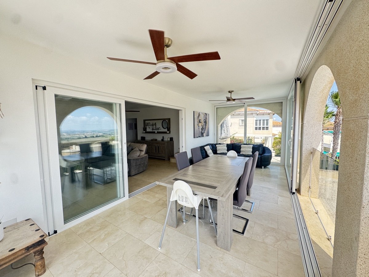 Huvila San Miguel de Salinas, Alicante, Espanja 5 makuuhuonetta, 163 m2 No. 125664