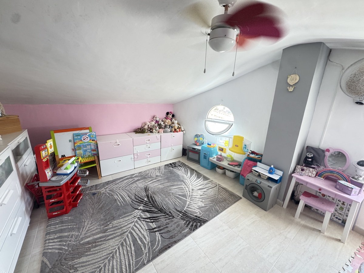 Huvila San Miguel de Salinas, Alicante, Espanja 5 makuuhuonetta, 163 m2 No. 125664