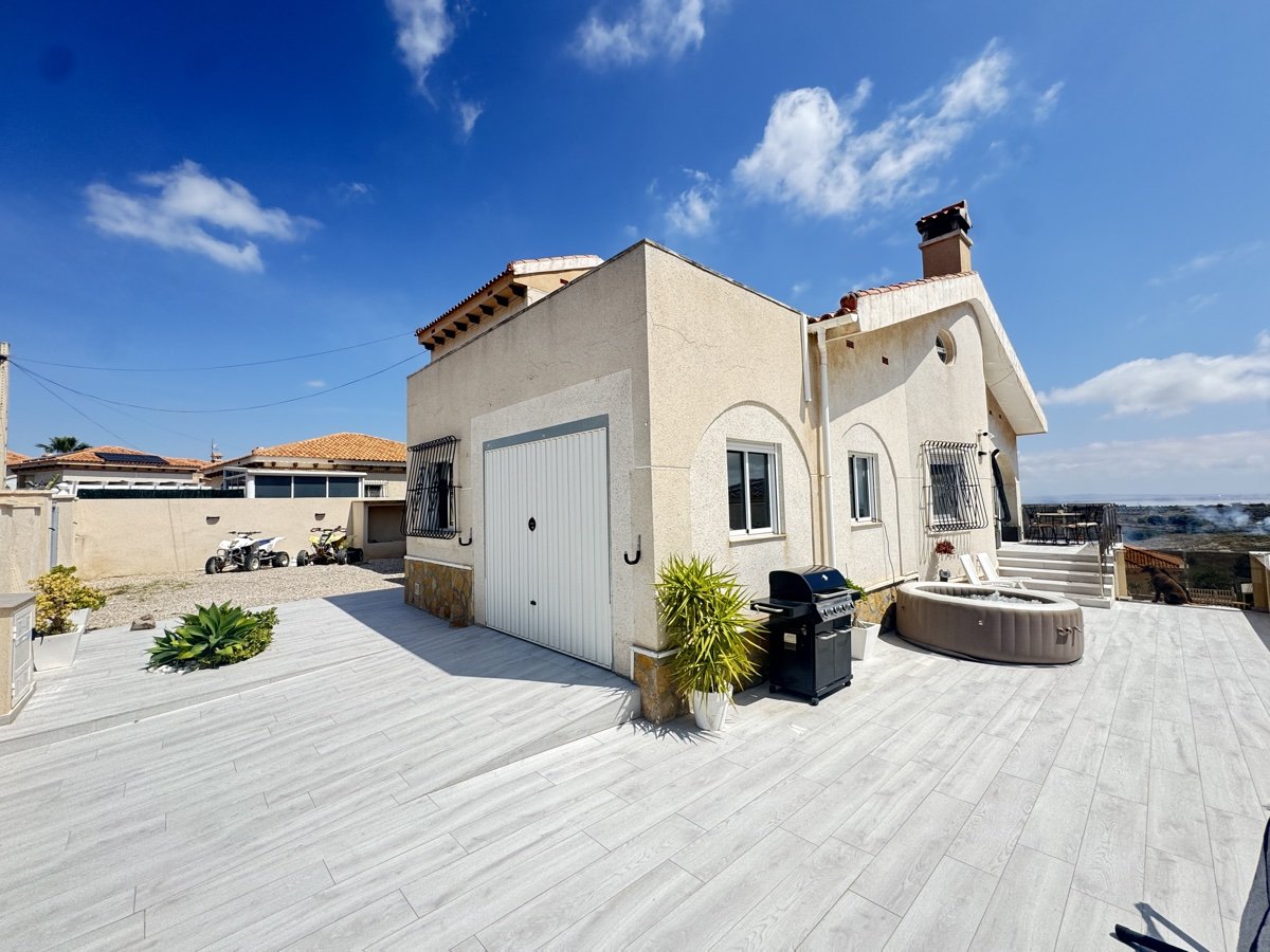 Huvila San Miguel de Salinas, Alicante, Espanja 5 makuuhuonetta, 163 m2 No. 125664