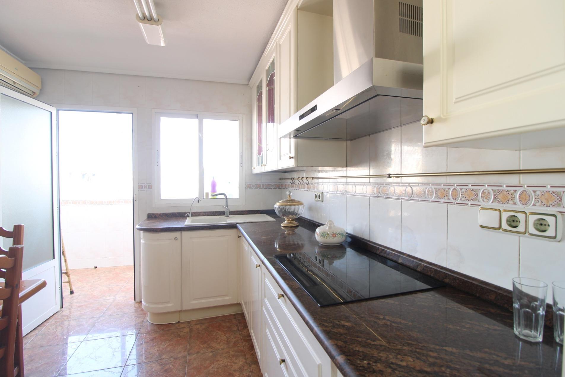 Lägenhet i Torrevieja, Alicante, Spanien 3 sovrum, 138 kvm. Nr. 131581