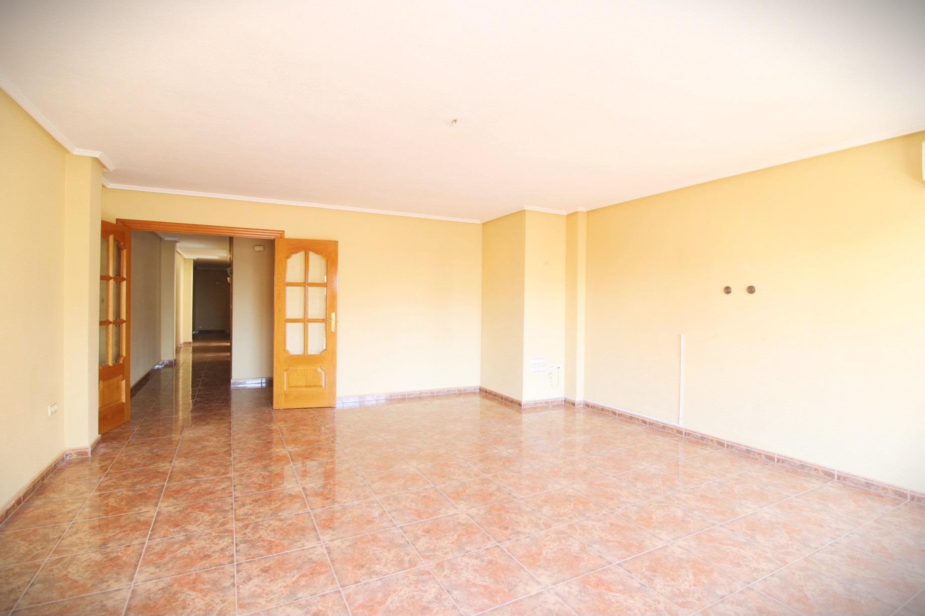 Lägenhet i Torrevieja, Alicante, Spanien 3 sovrum, 138 kvm. Nr. 131581