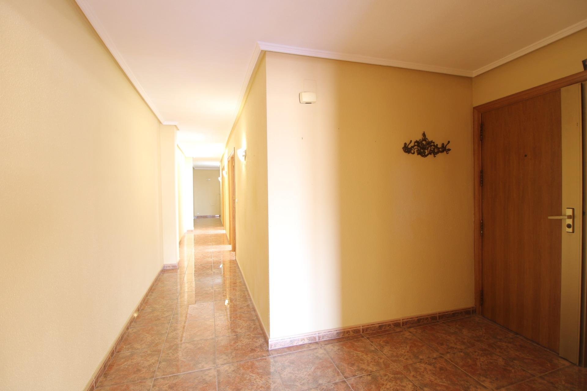 Lägenhet i Torrevieja, Alicante, Spanien 3 sovrum, 138 kvm. Nr. 131581
