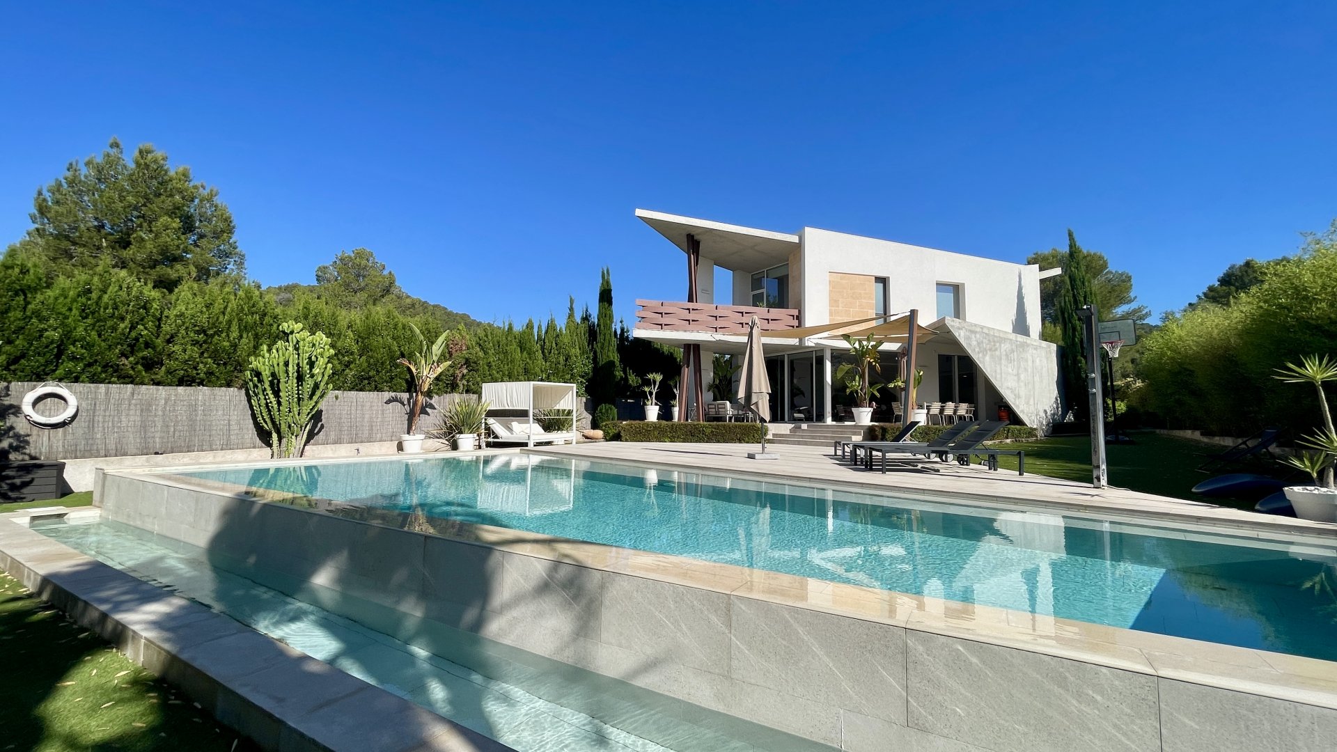Villa in Sa Pobla, Mallorca, Spain 4 bedrooms, 591 sq.m. No. 128265