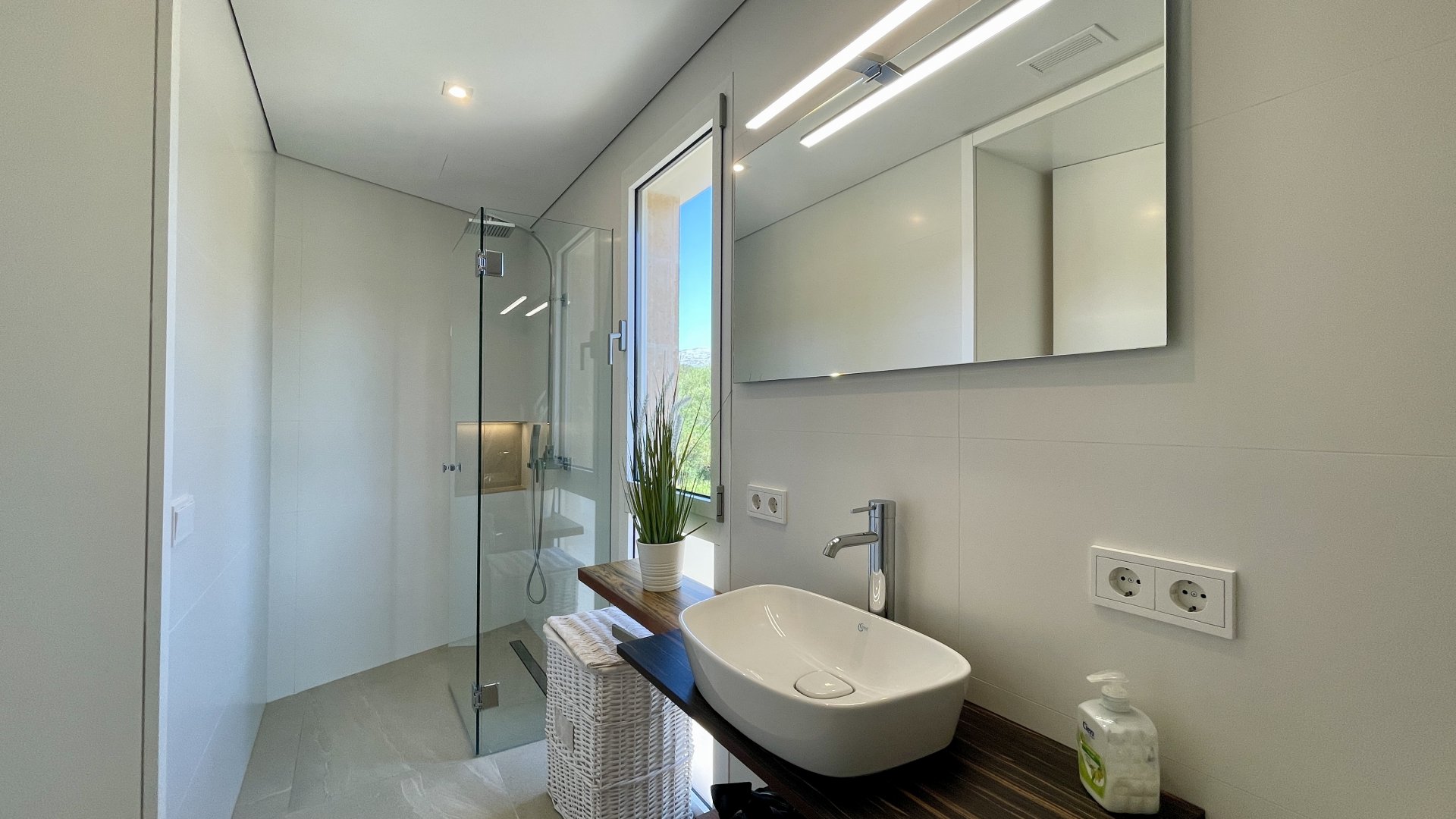 Villa in Sa Pobla, Mallorca, Spain 4 bedrooms, 591 sq.m. No. 128265