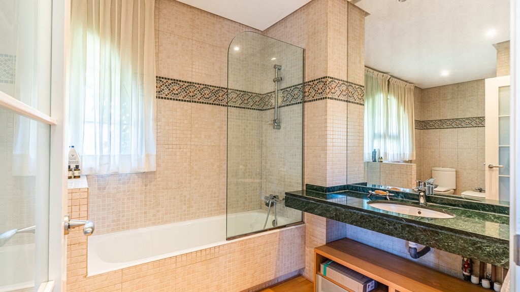 Villa à Villafranca Del Castillo, Madrid, Espagne 5 chambres, 846.3 m2 No. 121973