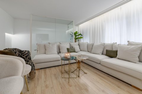 Квартира в Торревьеха, Аликанте, Испания 4 спальни, 265м2 №125733