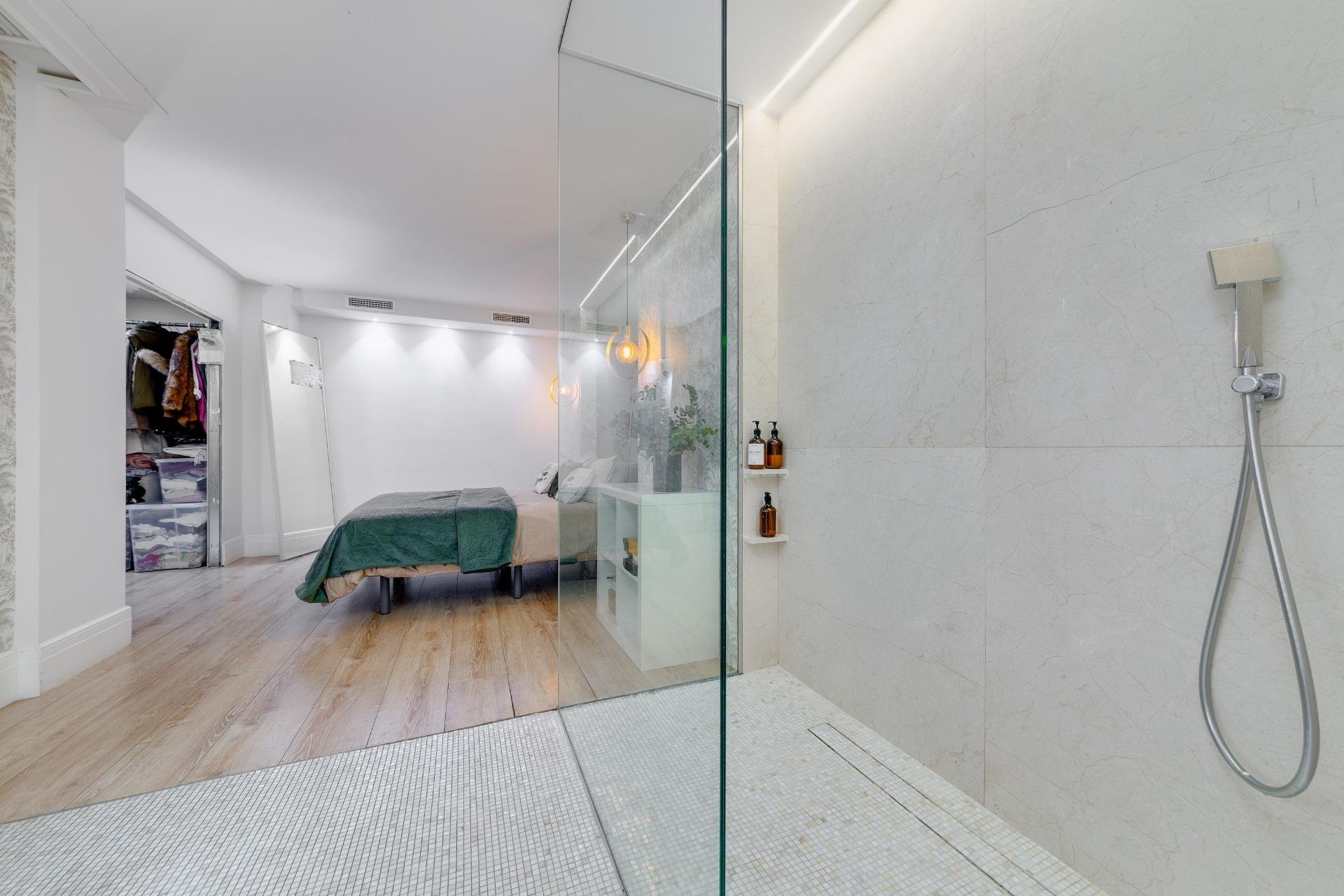 Dzīvoklis Torrevieja, Alicante, Spānijā 4 istabas, 265 m2 Nr. 125733