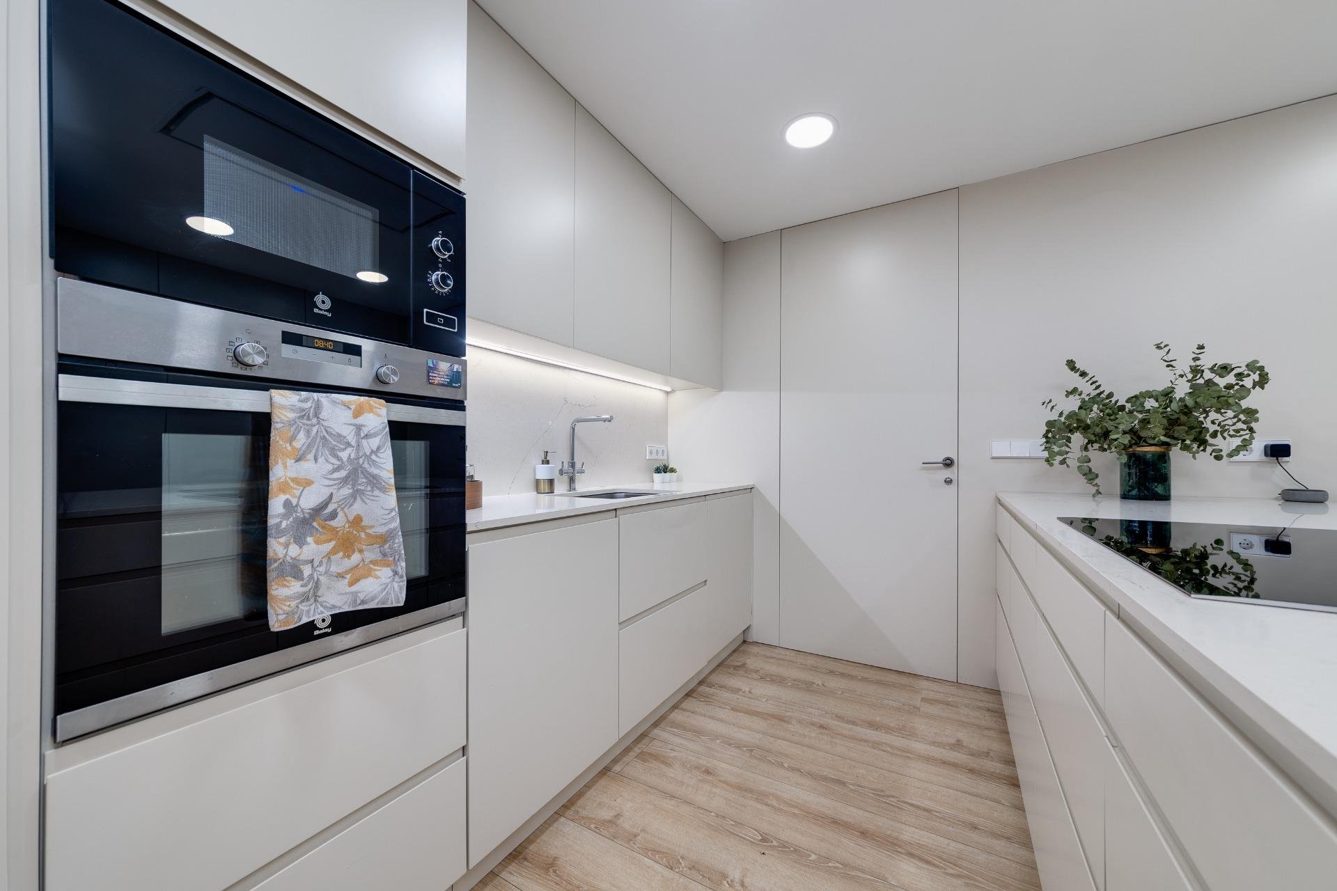Dzīvoklis Torrevieja, Alicante, Spānijā 4 istabas, 265 m2 Nr. 125733