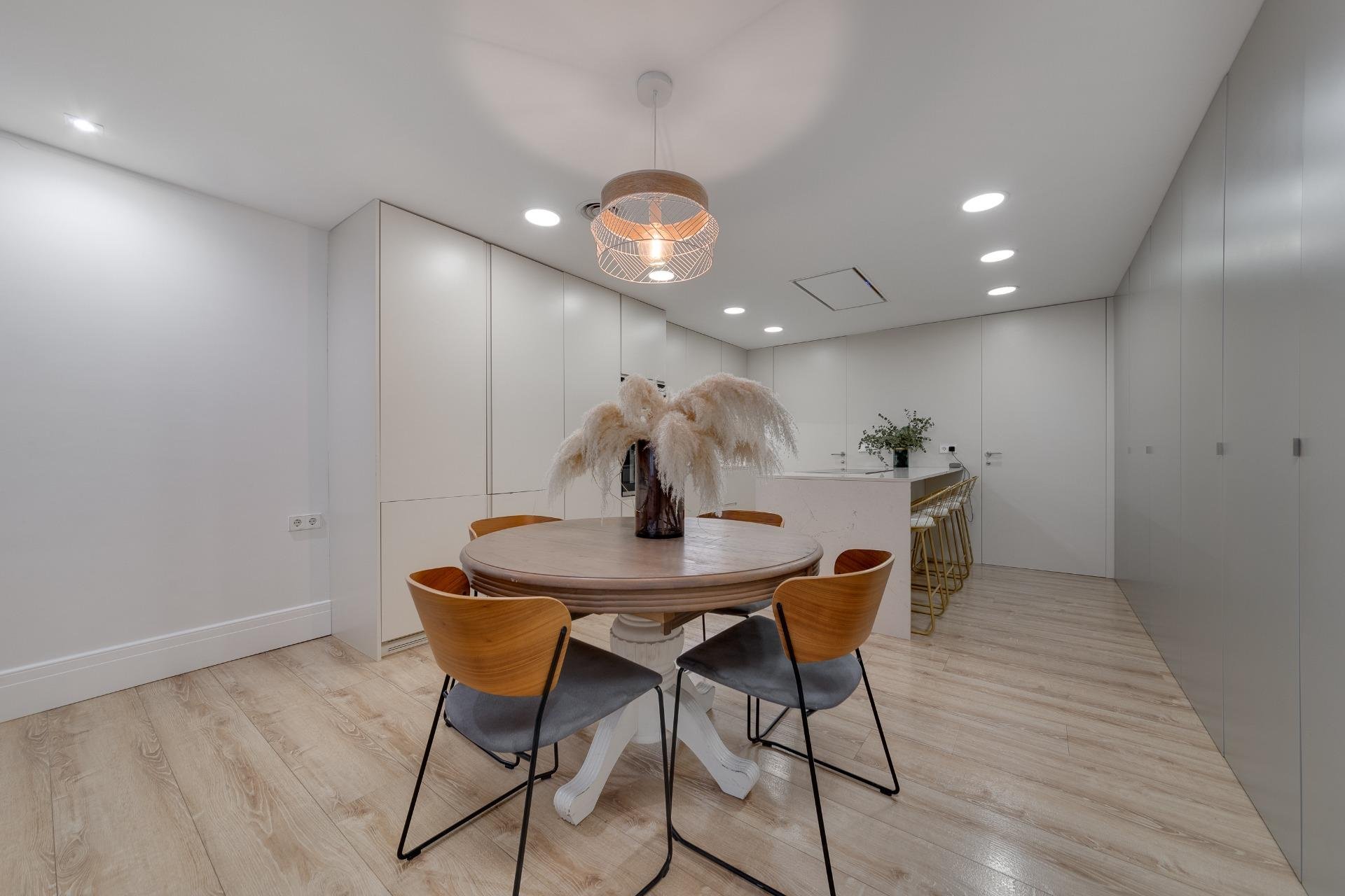 Dzīvoklis Torrevieja, Alicante, Spānijā 4 istabas, 265 m2 Nr. 125733