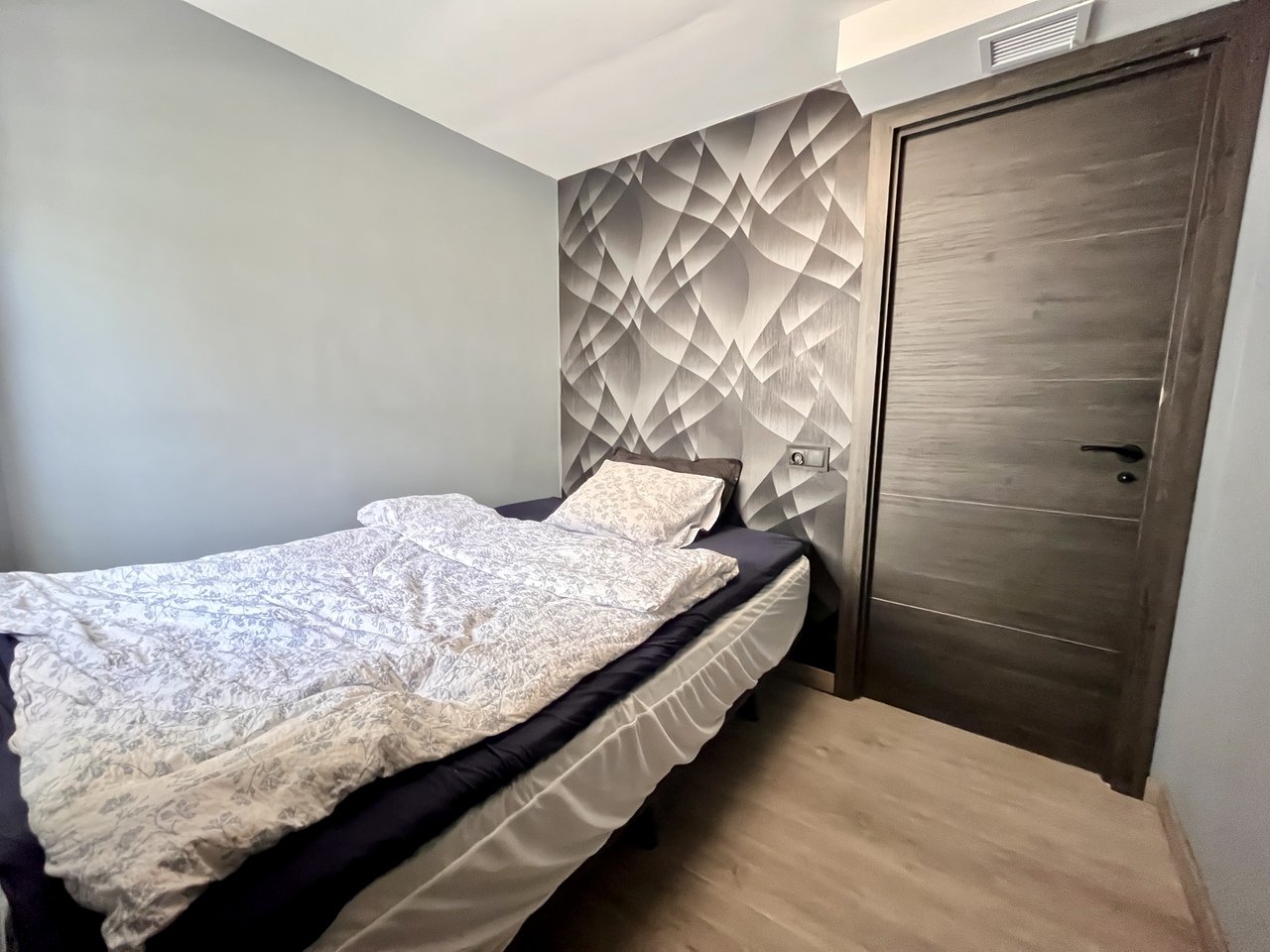 Apartment à Almoradi, Alicante, Espagne 4 chambres, 120 m2 No. 129621