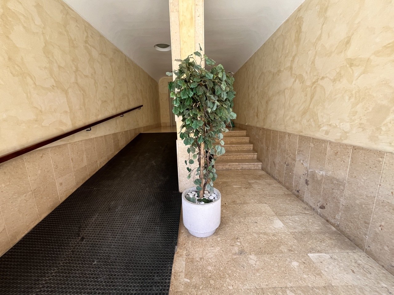 Apartment à Almoradi, Alicante, Espagne 4 chambres, 120 m2 No. 129621