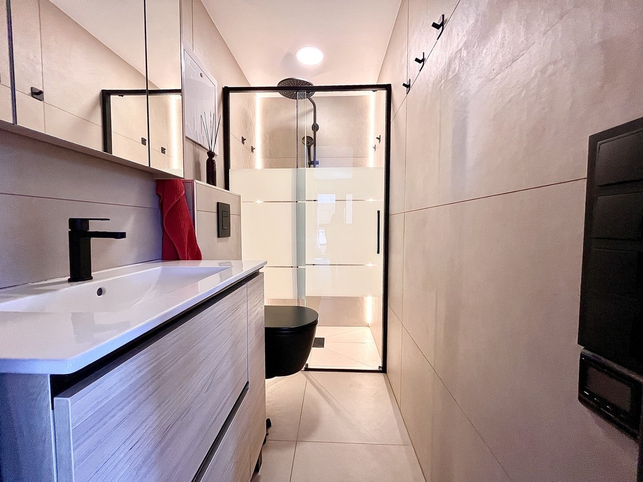 Apartment à Almoradi, Alicante, Espagne 4 chambres, 120 m2 No. 129621