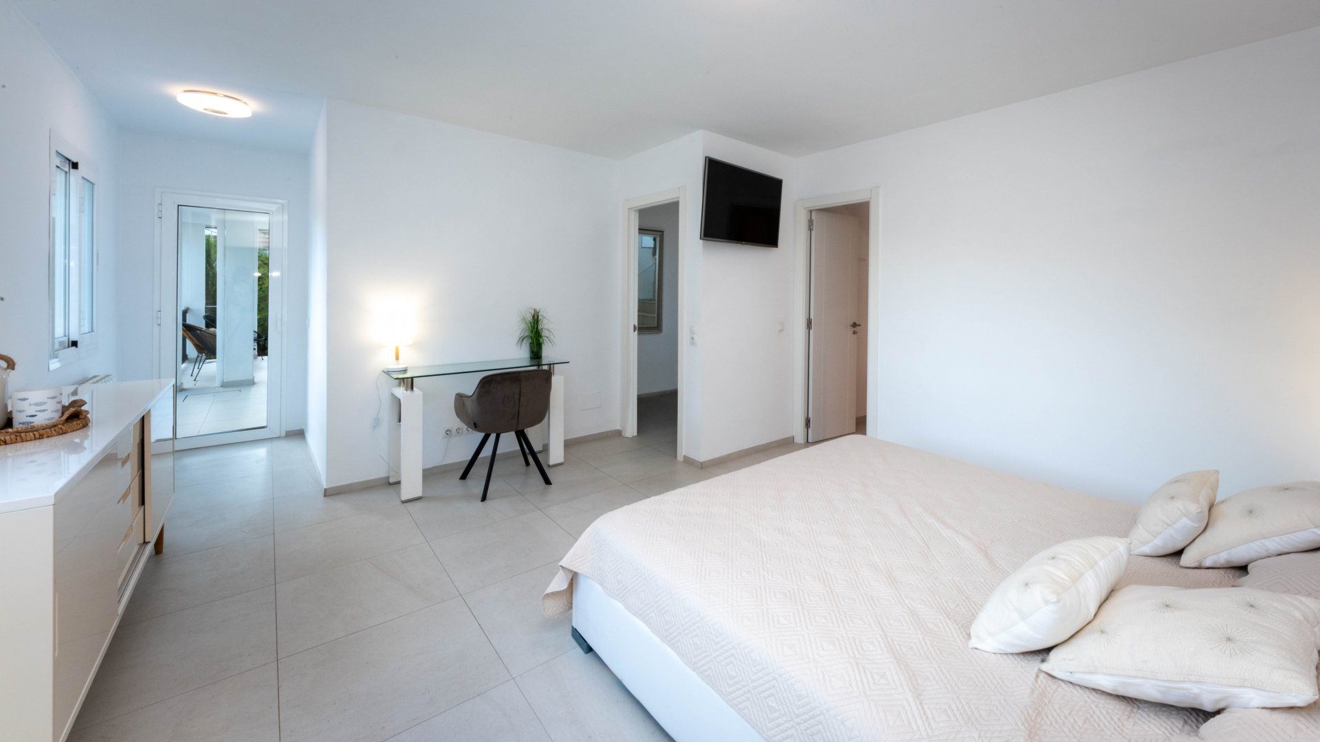 Villa in Peguera, Mallorca, Spain 5 bedrooms, 264 sq.m. No. 128084