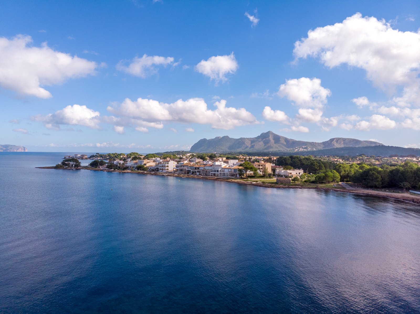 Villa a Alcudia, Mallorca, Spagna 4 camere da letto, 248 mq. N° 128083